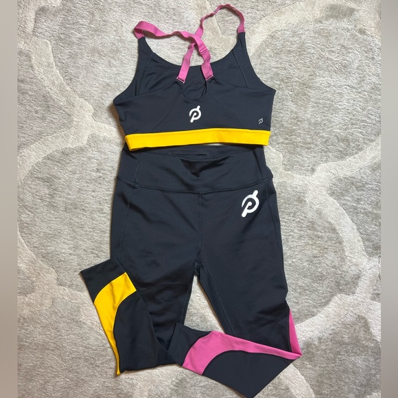 Peloton Colorblock Set - Picture 2 of 4